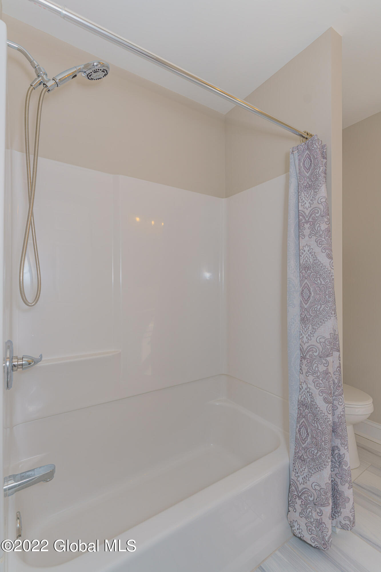 2966 Troy Schenectady Road Niskayuna, NY 12309 - Photo 26 of 41 Bathroom 2