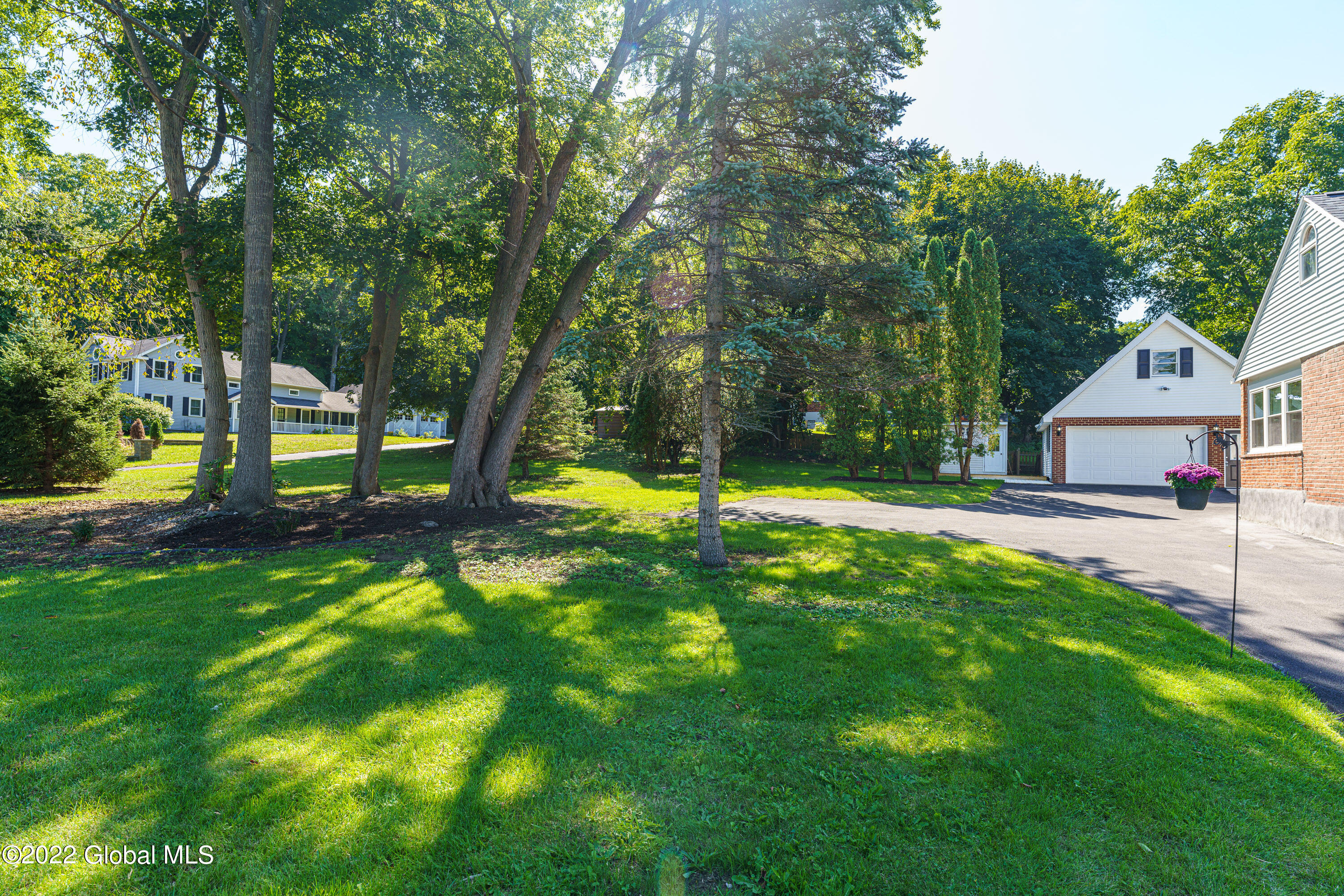 2966 Troy Schenectady Road Niskayuna, NY 12309 - Photo 30 of 41 Yard 1
