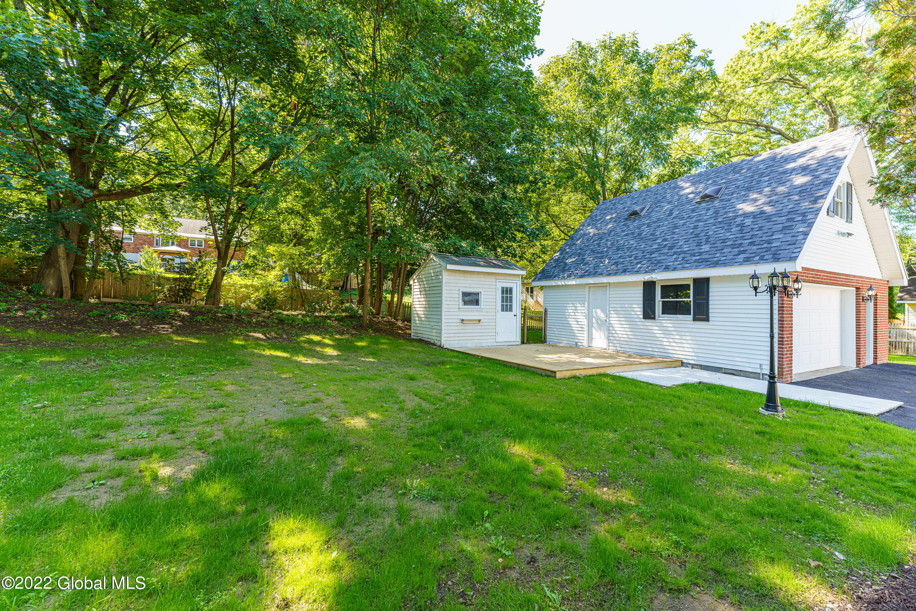 2966 Troy Schenectady Road Niskayuna, NY 12309 - Photo 34 of 41 Yard 5