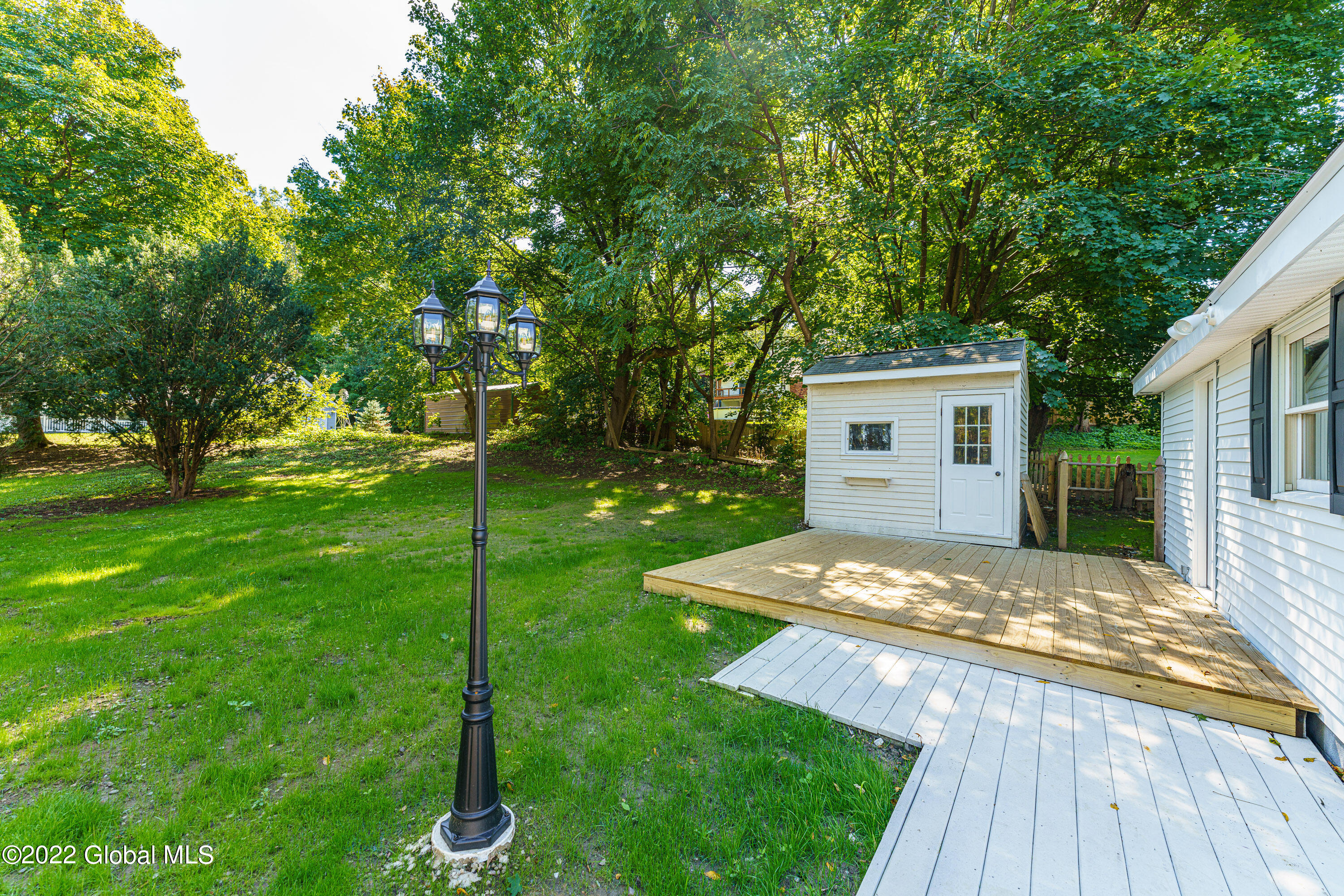 2966 Troy Schenectady Road Niskayuna, NY 12309 - Photo 35 of 41 Yard 6