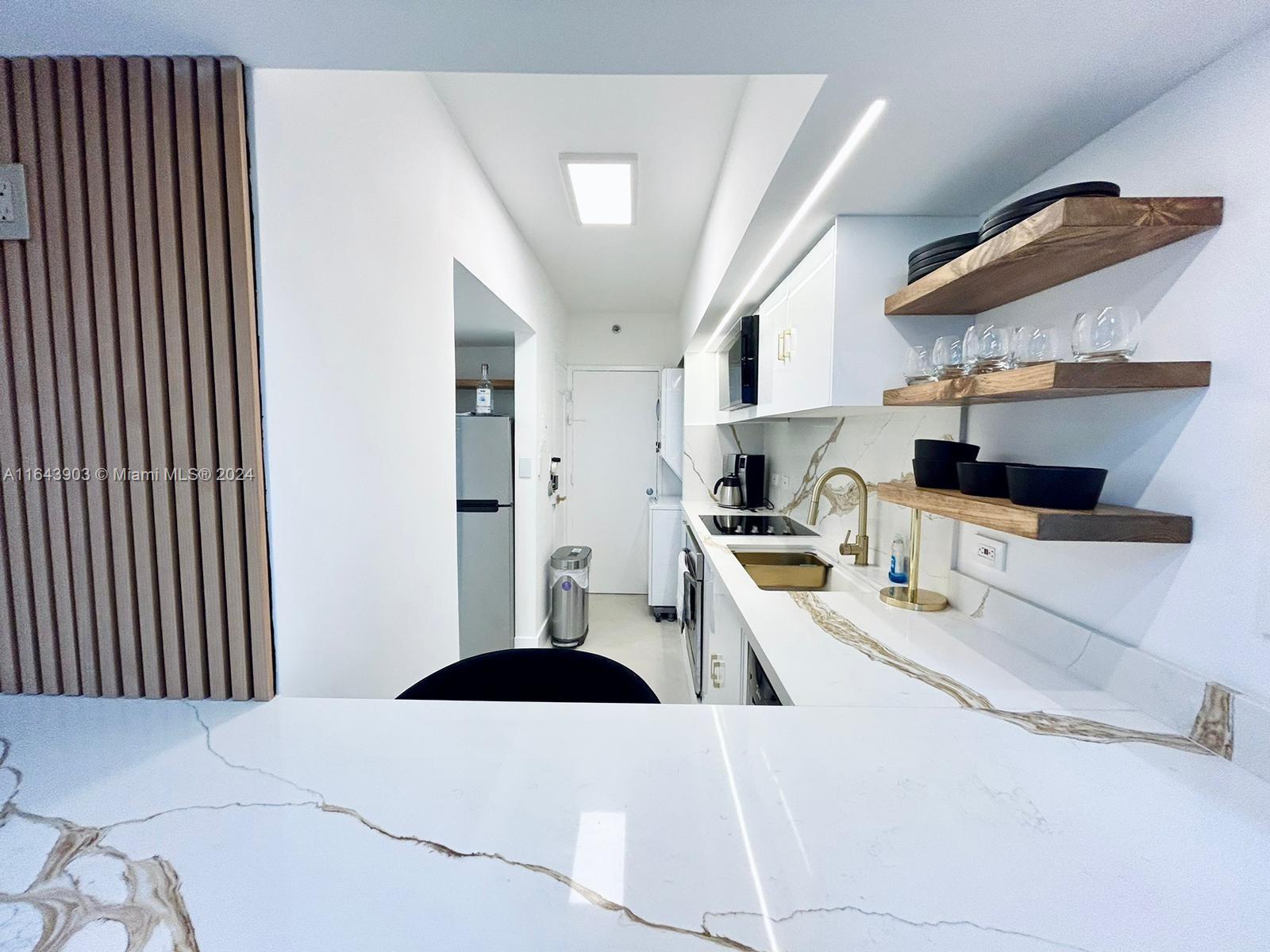 100 Lincoln Road, Unit 445 Miami Beach, FL 33139 - Photo 6 of 19