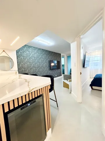 $3,450 | 100 Lincoln Road, Unit 445, Miami Beach, FL 33139