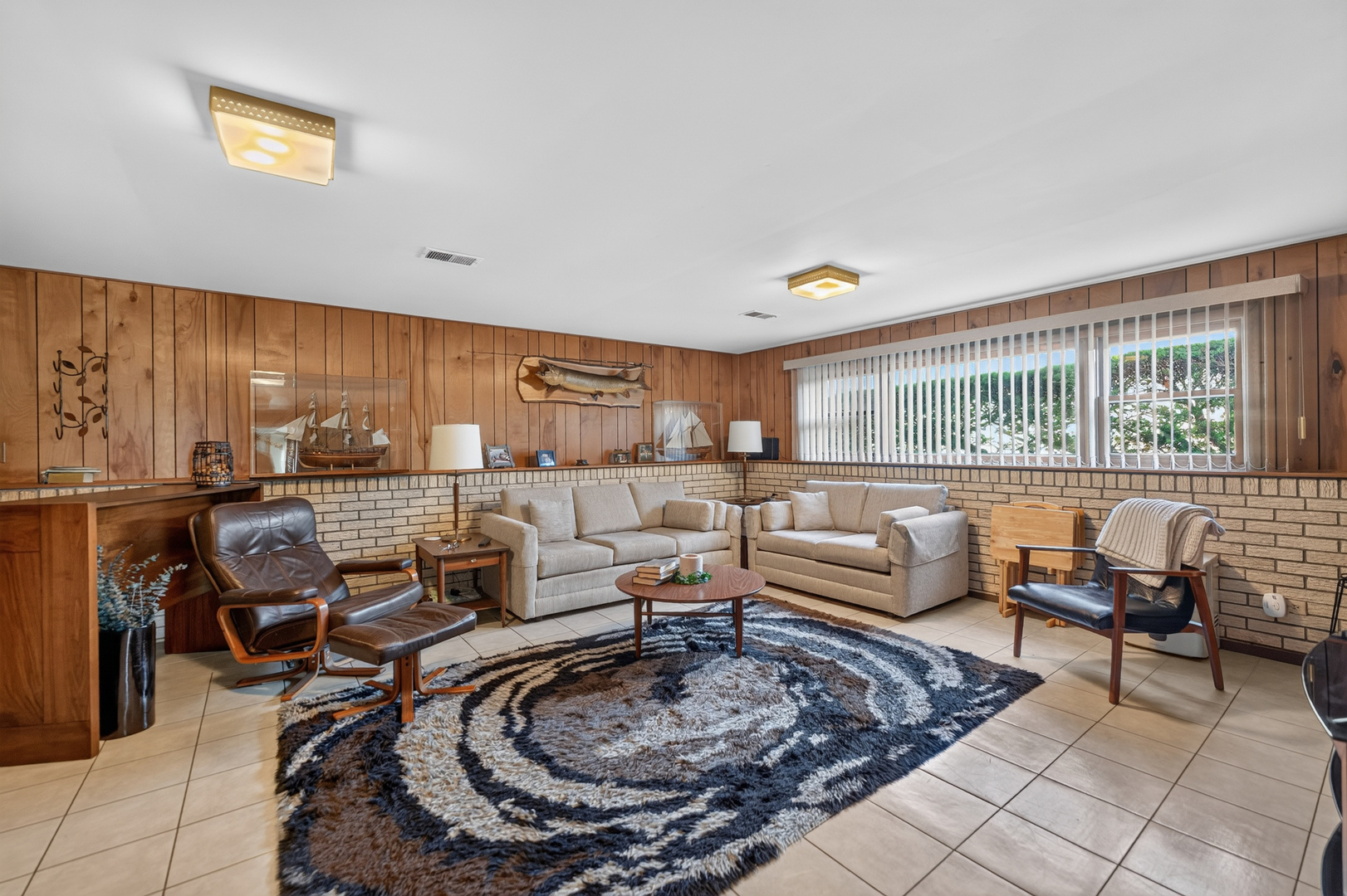 89 South Clarendon Avenue Addison, IL 60101 - Photo 36 of 67