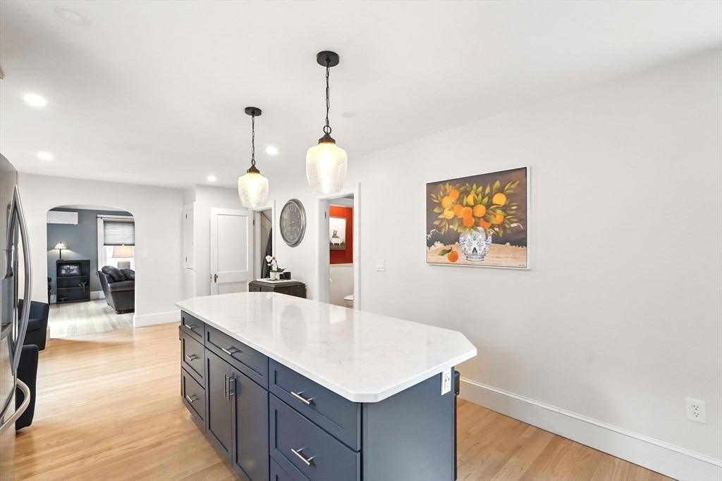 2393 Wilbraham Road Springfield, MA 01129 - Photo 5 of 32