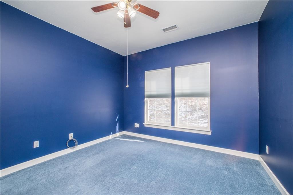 8404 David Drive Bridgeville, PA 15017 - Photo 13 of 25 an empty room with a window