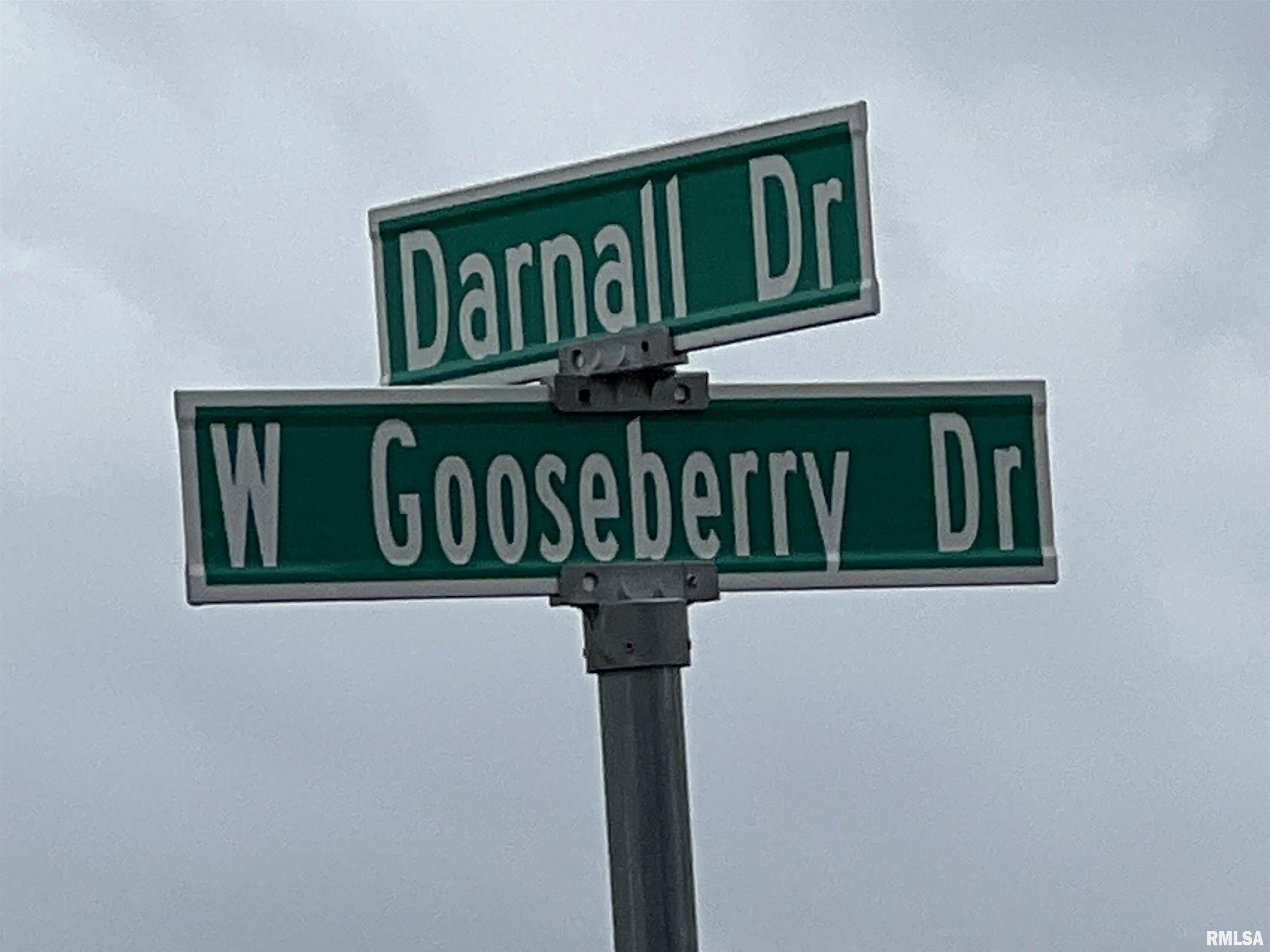 819 Darnall Drive Geneseo, IL 61254 - Photo 4 of 6