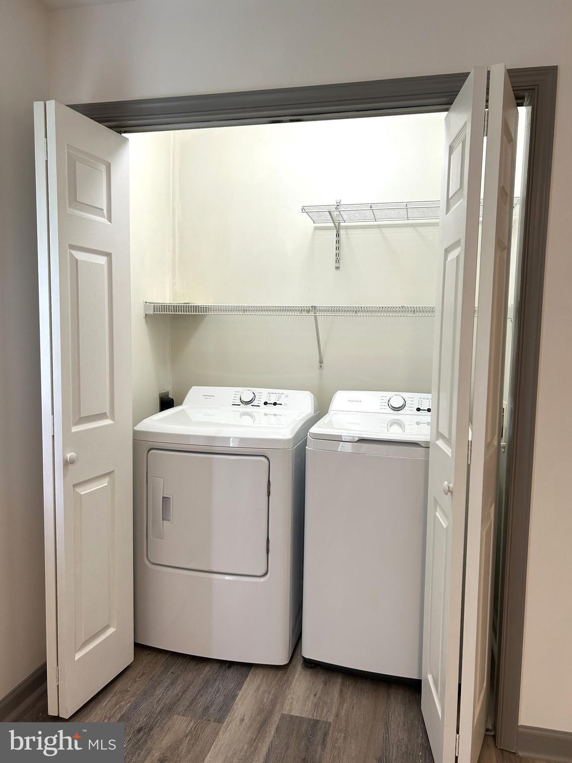 426 Ridgefield Avenue Stephens City, VA 22655 - Photo 12 of 22 a utility room with dryer and washer