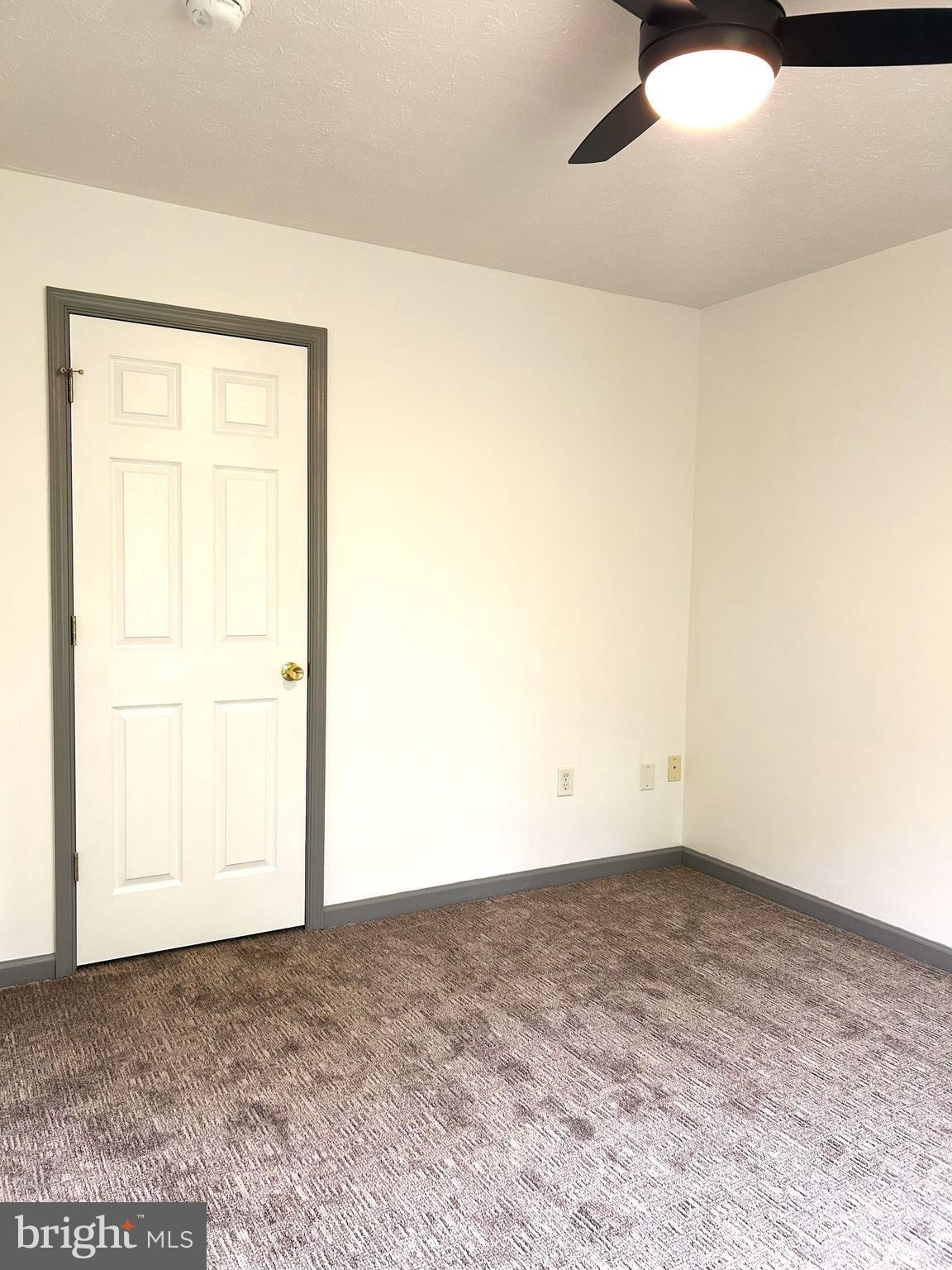 426 Ridgefield Avenue Stephens City, VA 22655 - Photo 17 of 22 a view of empty room