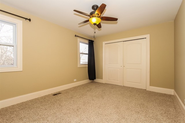 1172 North Old Bridge Road Palatine, IL 60067 - Photo 16 of 27 a view of an empty room with a window