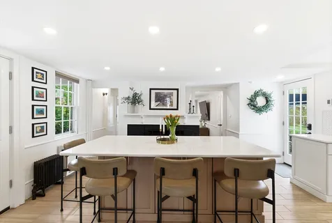 $1,548,000 | 5 Great Road, Bedford, MA 01730