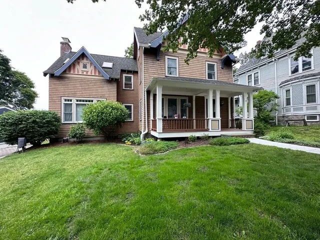 $1,500 | 14 Ashfield Street, Unit B, Boston, MA 02131