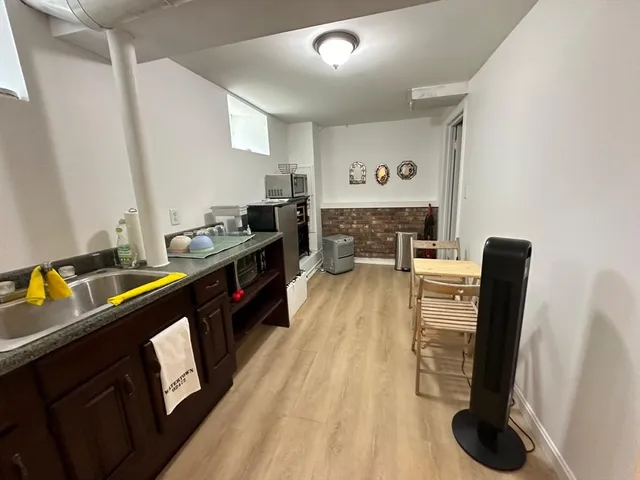 $1,500 | 14 Ashfield Street, Unit B, Boston, MA 02131