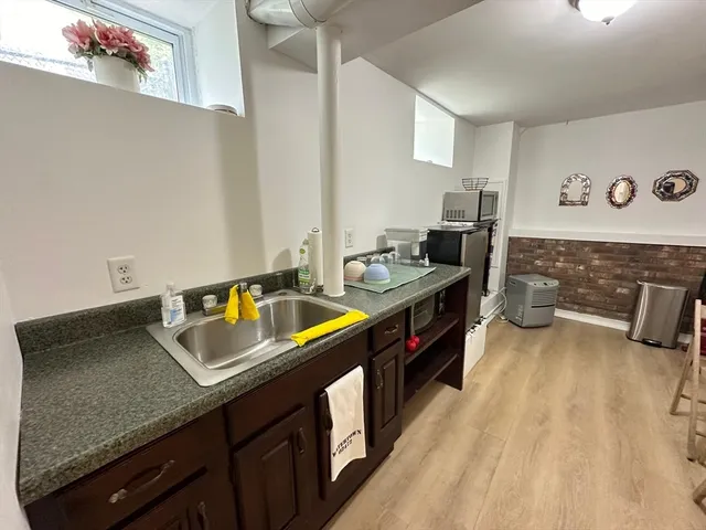 $1,500 | 14 Ashfield Street, Unit B, Boston, MA 02131