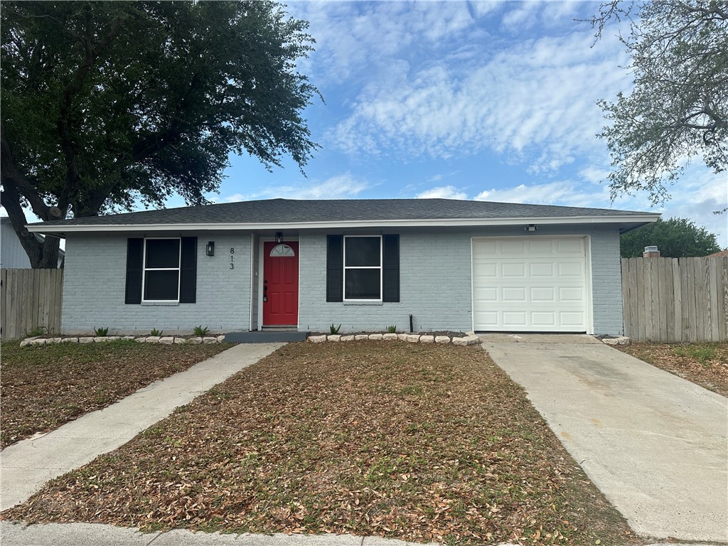 813 St Peter Street Corpus Christi, TX 78418 - Photo 1 of 10