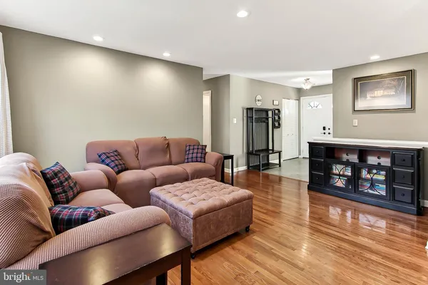 $810,000 | 8010 Rockwood Court, Springfield, VA 22153