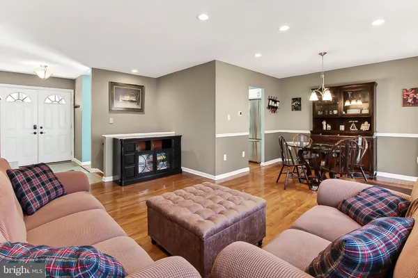 $810,000 | 8010 Rockwood Court, Springfield, VA 22153