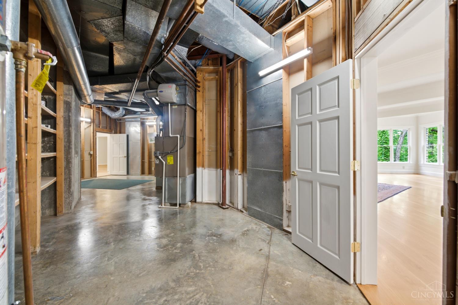 8690 Hopewell Road Cincinnati, OH 45242 - Photo 45 of 51