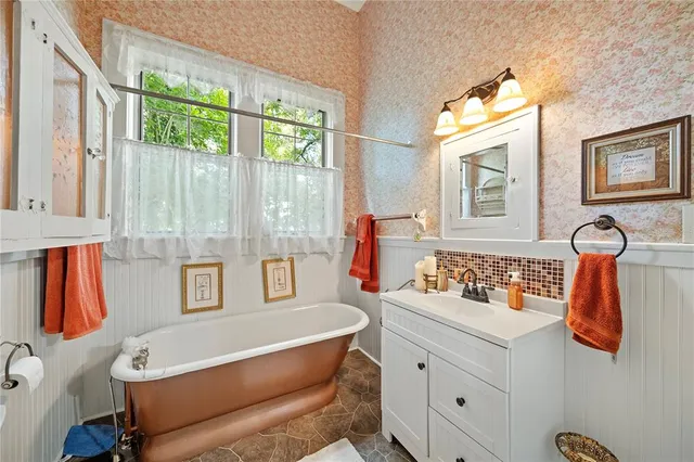 $299,000 | 179 Duval Street, Madison, FL 32340