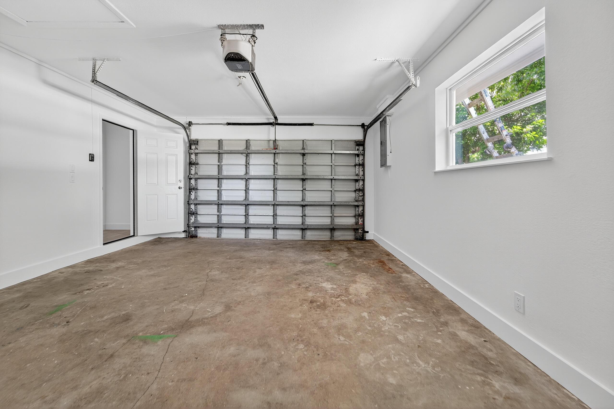 6830 2nd Street Jupiter, FL 33458 - Photo 24 of 34 a view of a garage