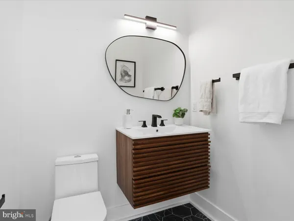 $1,599,888 | 8503 Marquette Street, Vienna, VA 22180