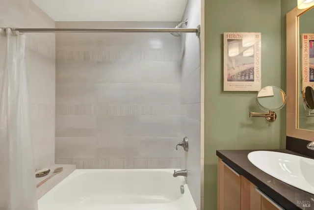 $925,000 | 927 Marina Drive, Napa, CA 94559