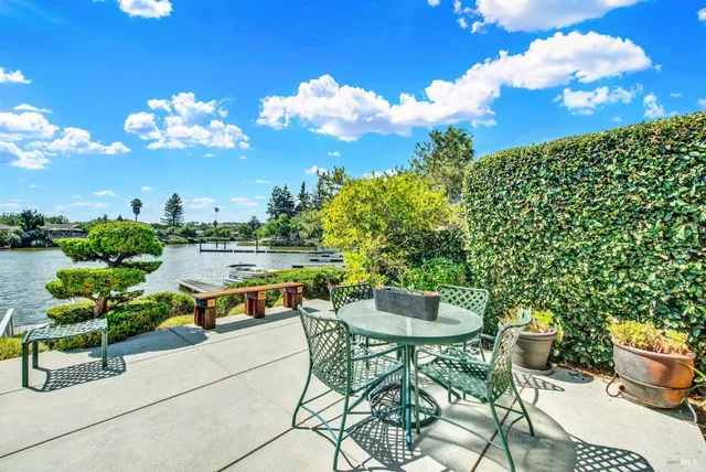 $925,000 | 927 Marina Drive, Napa, CA 94559