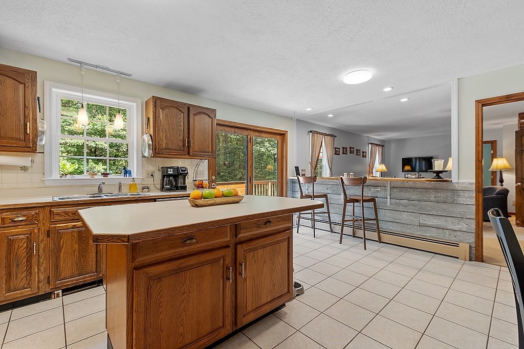 61 Colony Road Westminster, MA 01473 - Photo 14 of 42