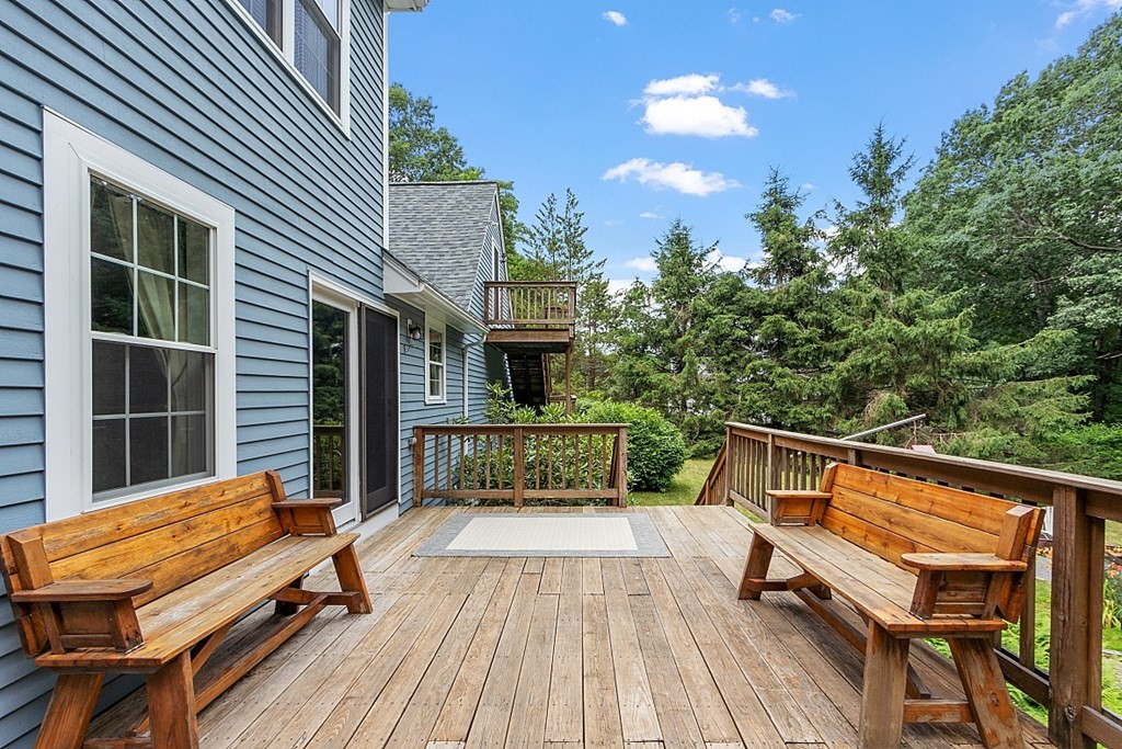 61 Colony Road Westminster, MA 01473 - Photo 9 of 42