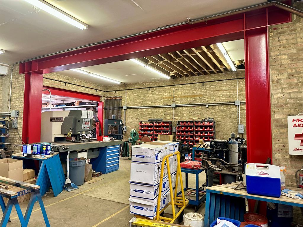 1906 North Milwaukee Avenue Chicago, IL 60647 - Photo 3 of 23 a view of gym equipment