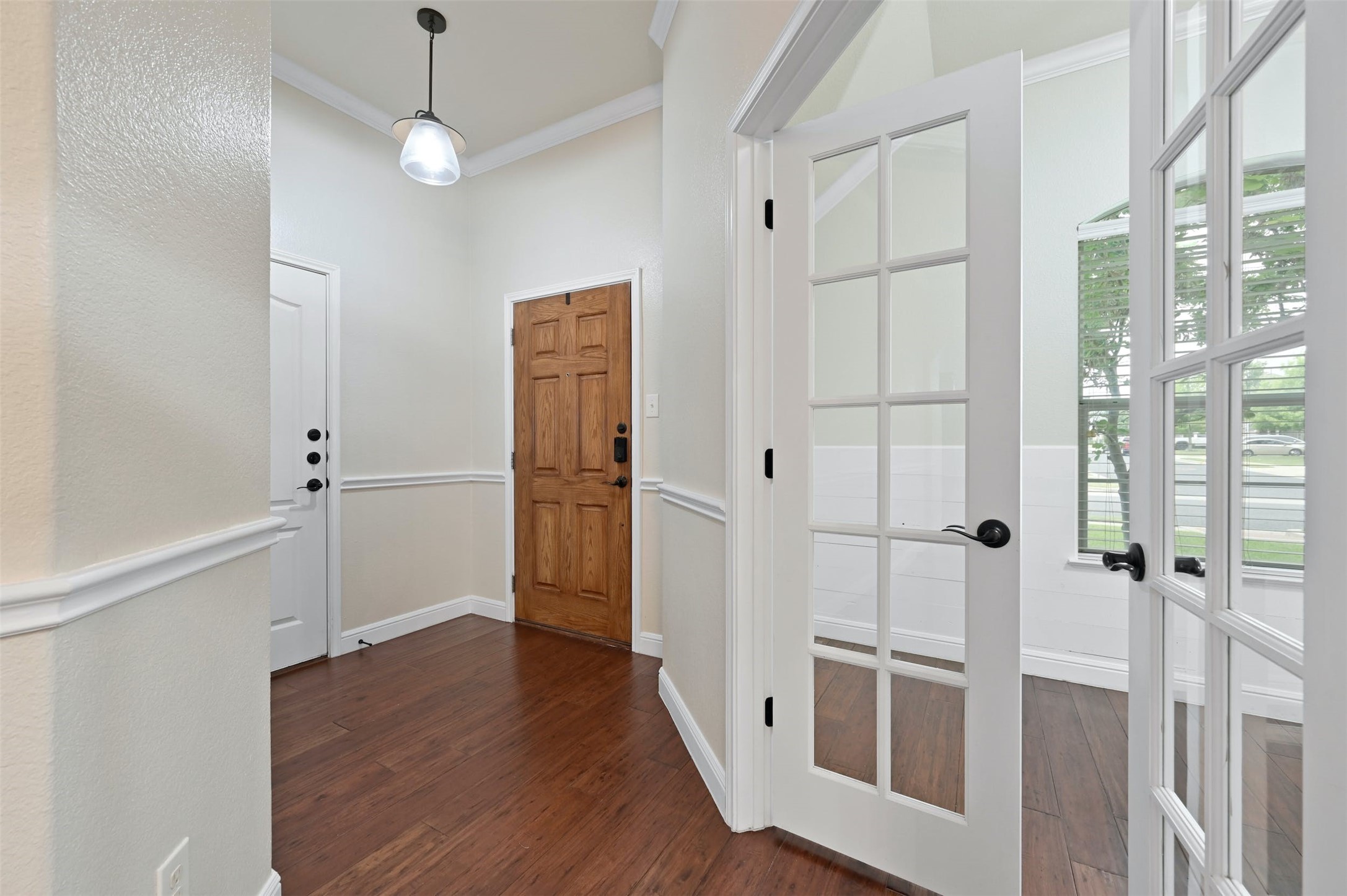 116 Wolf Creek Way Round Rock, TX 78664 - Photo 5 of 27