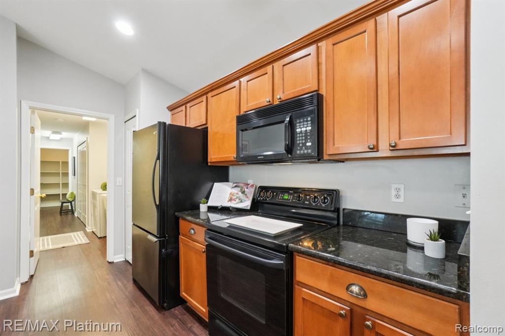 4122 Hampton Ridge Boulevard Howell, MI 48843 - Photo 7 of 26