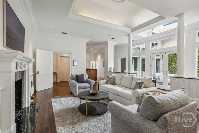 $6,995,000 | 2 East Perry Lane, Unit S A B AND C, Savannah, GA 31401