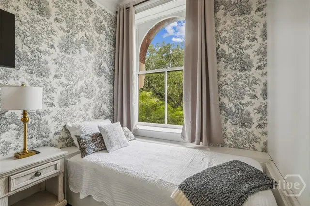 $6,995,000 | 2 East Perry Lane, Unit S A B AND C, Savannah, GA 31401