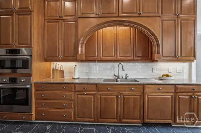 $6,995,000 | 2 East Perry Lane, Unit S A B AND C, Savannah, GA 31401