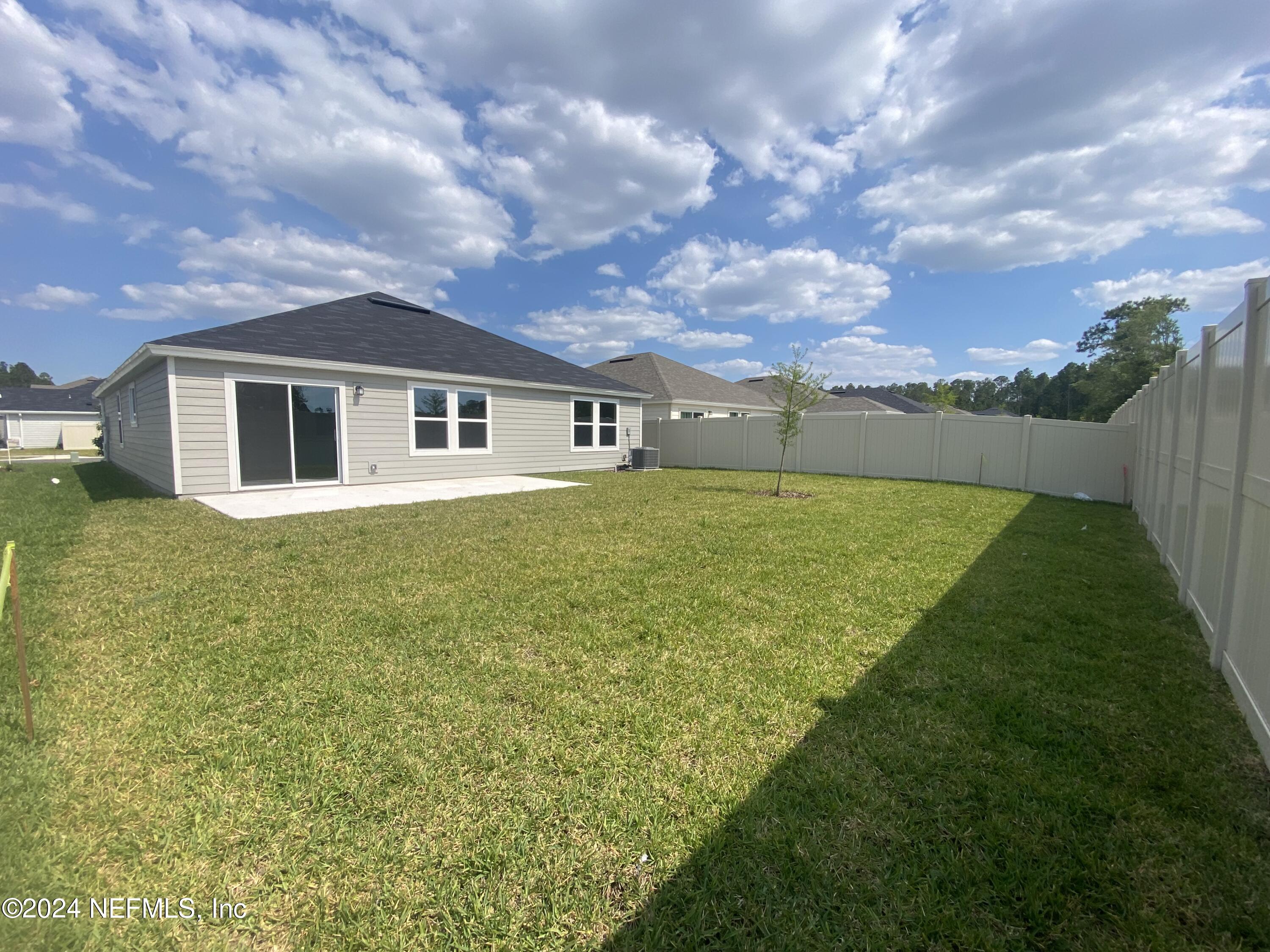 7912 Rippa Vly Way Jacksonville, FL 32222 - Photo 12 of 15 11 - Backyard