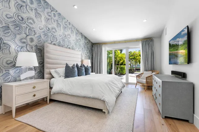 $7,695,000 | 215 Island Drive, Jupiter, FL 33477