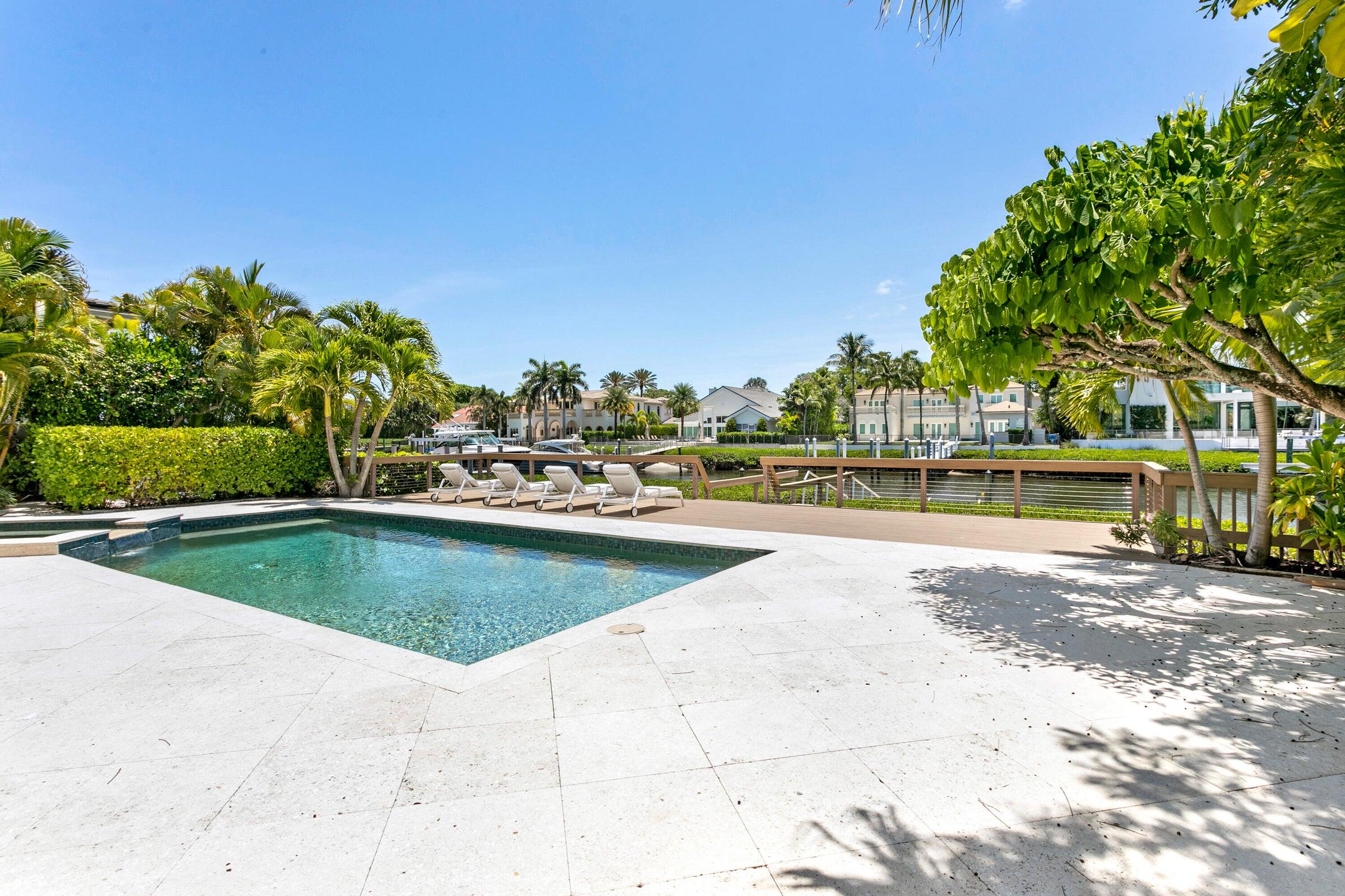 215 Island Drive Jupiter, FL 33477 - Photo 22 of 25 215 Island Drive