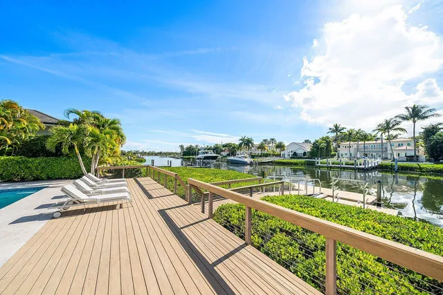 $7,695,000 | 215 Island Drive, Jupiter, FL 33477