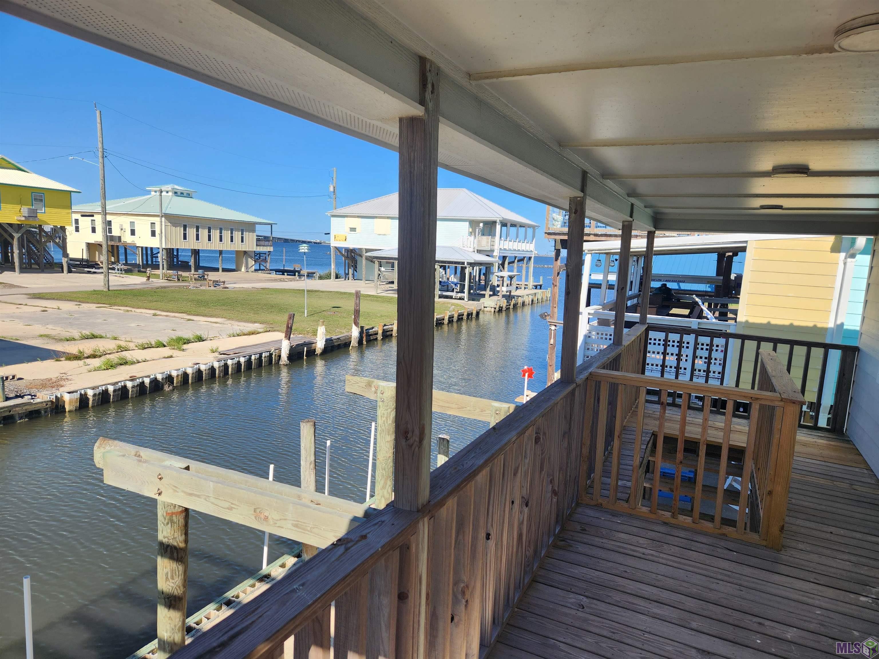 137 Memory Lane Grand Isle, LA 70358 - Photo 9 of 23