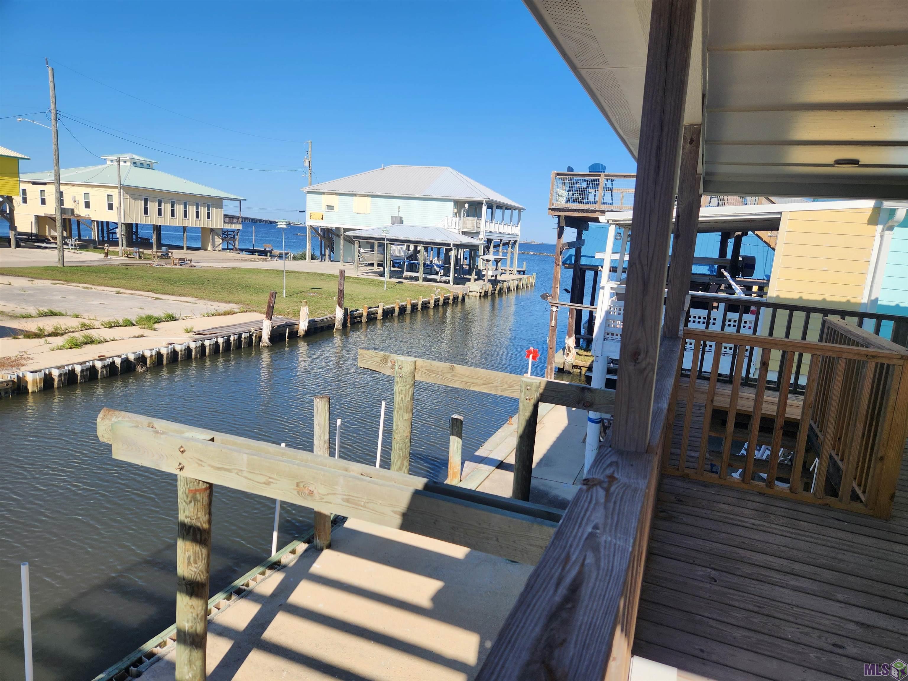 137 Memory Lane Grand Isle, LA 70358 - Photo 10 of 23