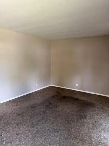 $84,900 | 5616 Parchester Drive, St. Louis, MO 63121