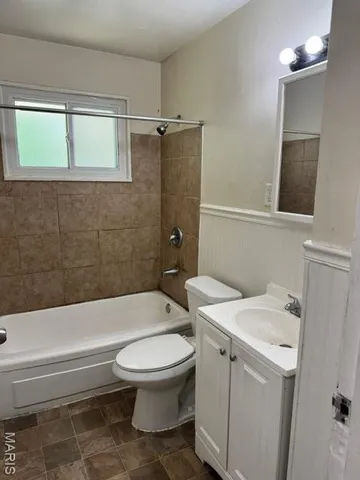 $84,900 | 5616 Parchester Drive, St. Louis, MO 63121