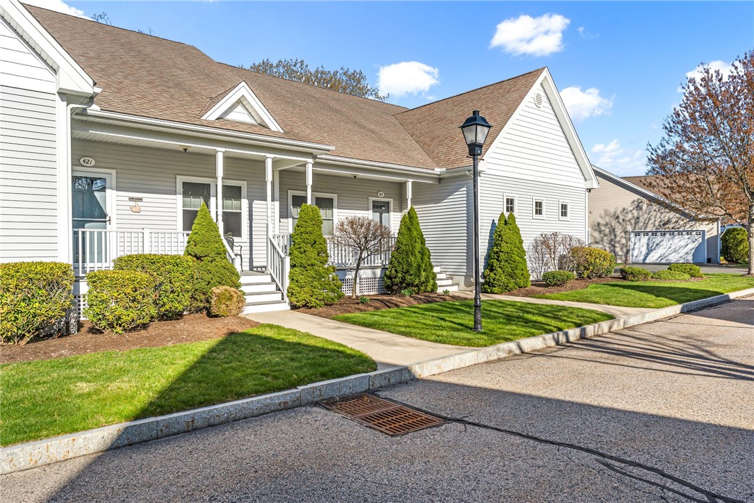 500 Mendon Road, Unit 422 Cumberland, RI 02864 - Photo 3 of 8