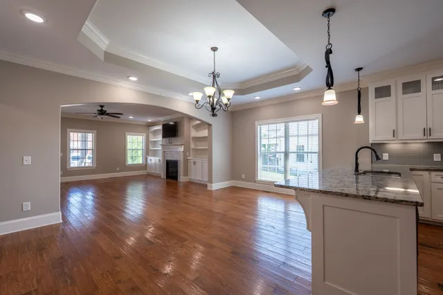 $599,900 | 219 Waterloo Street, Lawrenceburg, TN 38464