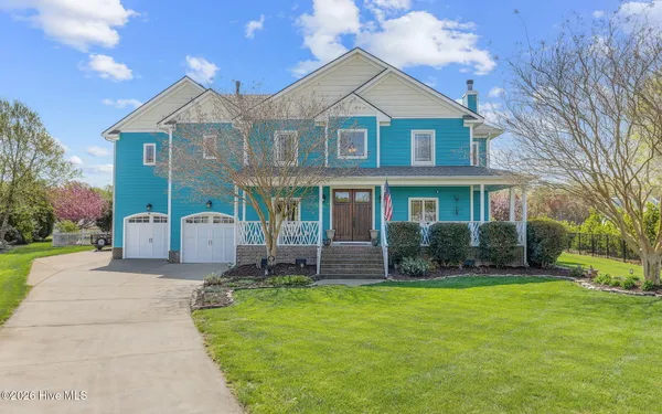 $819,900 | 102 Falcons Cove, Moyock, NC 27958