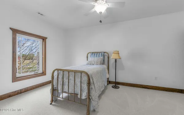 $819,900 | 102 Falcons Cove, Moyock, NC 27958