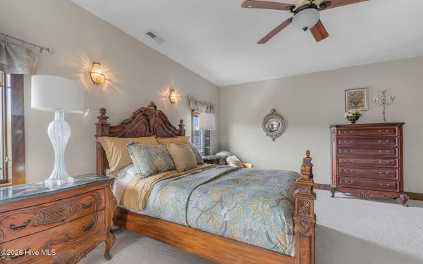 $819,900 | 102 Falcons Cove, Moyock, NC 27958