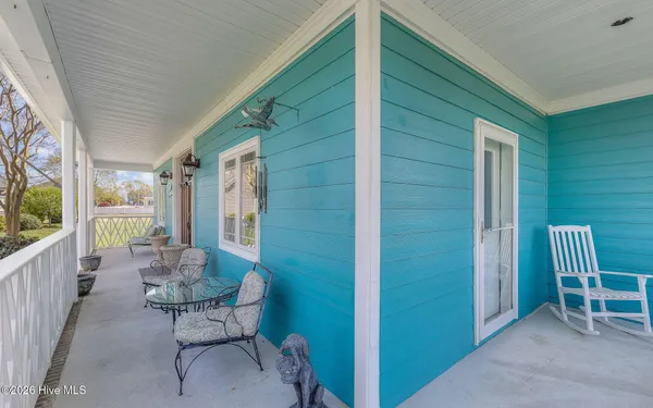 $819,900 | 102 Falcons Cove, Moyock, NC 27958