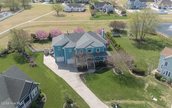 $819,900 | 102 Falcons Cove, Moyock, NC 27958