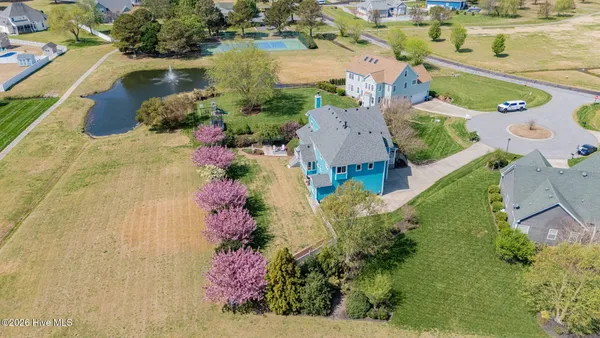 $819,900 | 102 Falcons Cove, Moyock, NC 27958